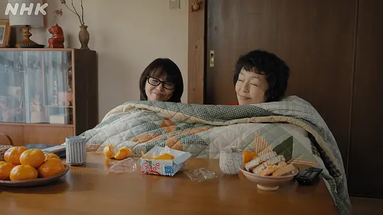 《住宅区的两人》